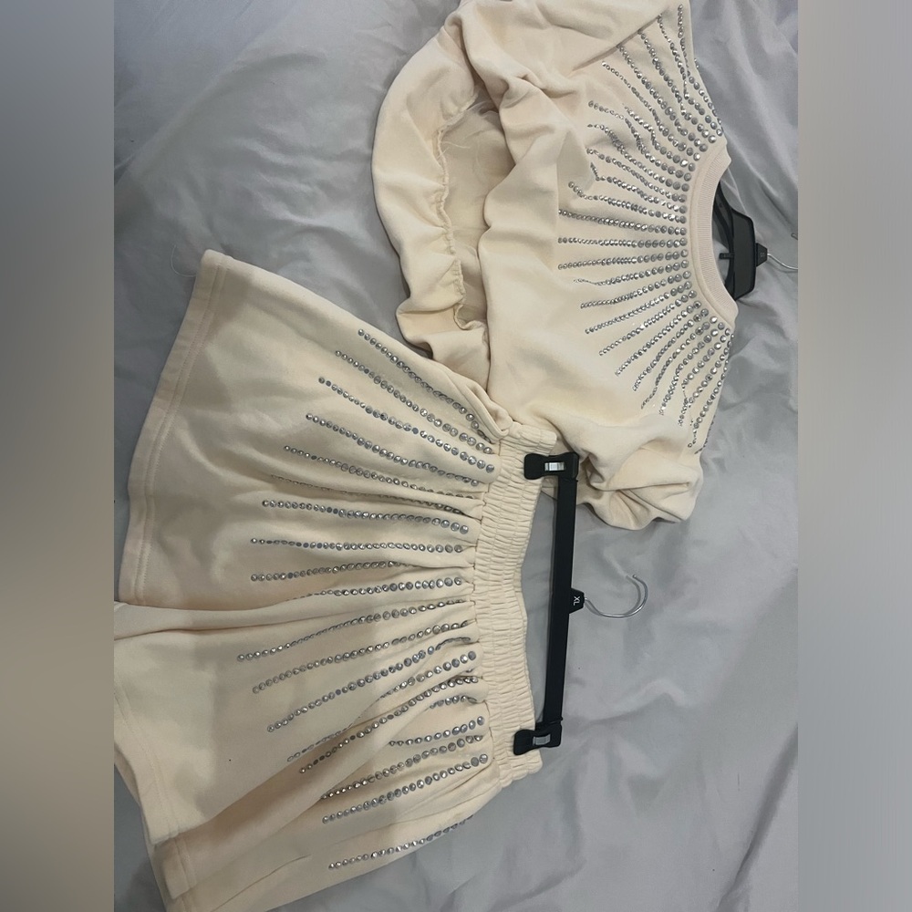 Only tried on- perfect condition